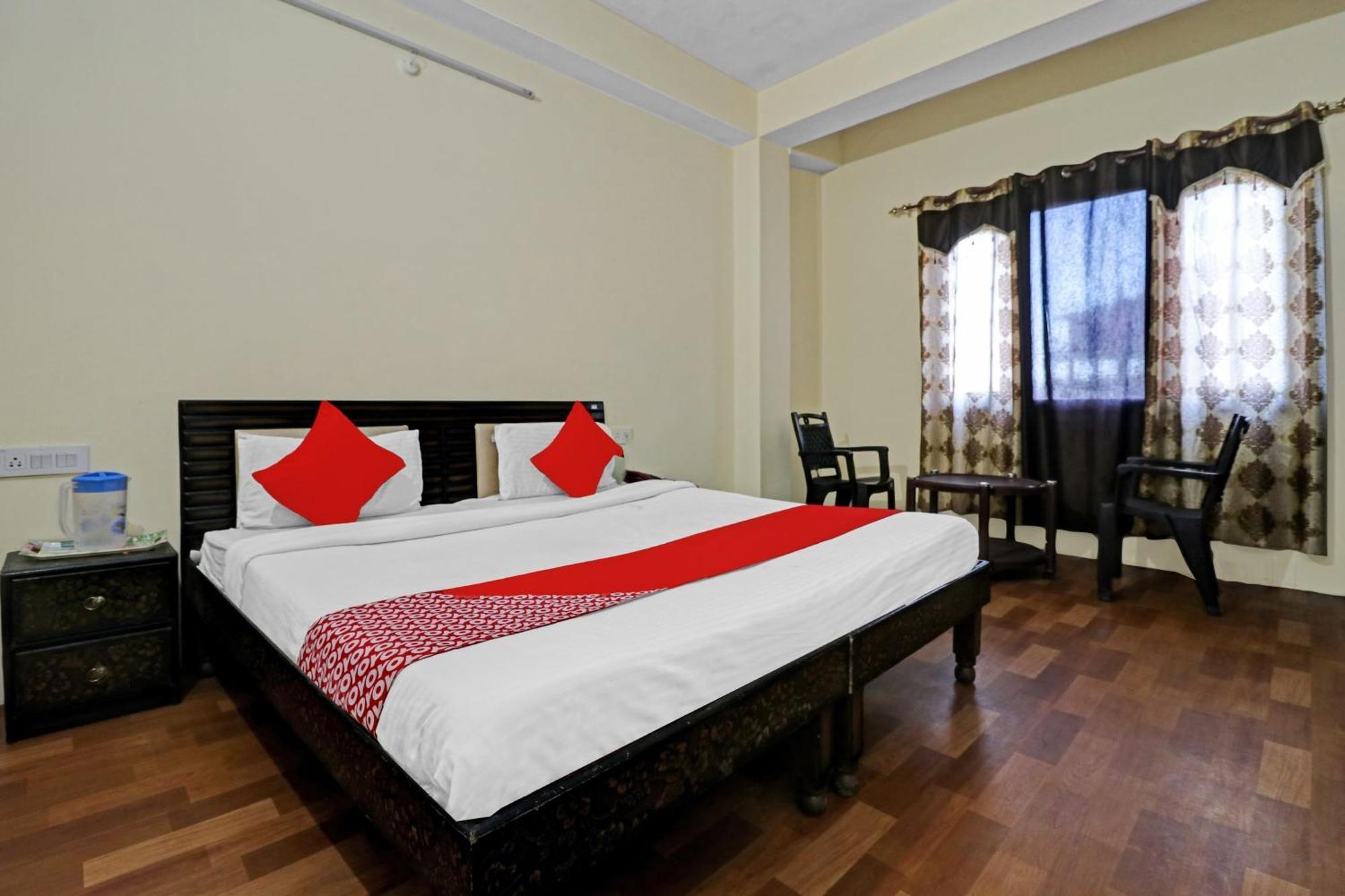 Hotel O New Shushant Regency Simlá Kültér fotó